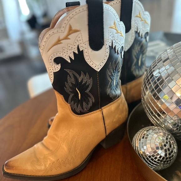 Dingo Tatiana boots - Picture 4 of 4